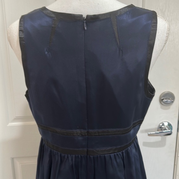 Beautiful Midi dress ! - Picture 4 of 5